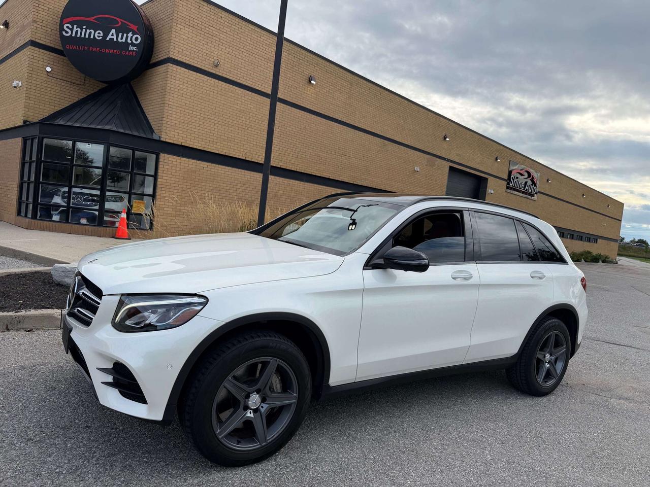 2019 Mercedes-Benz GLC AMG IDP LEATHER PANORAMIC ROOF BLIND SPOT Photo0
