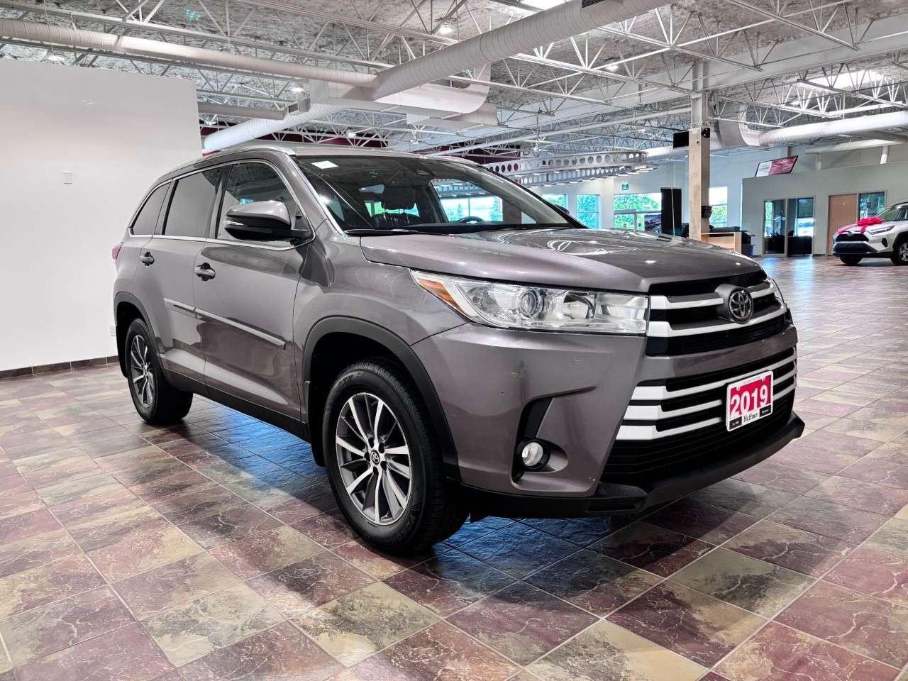 2019 Toyota Highlander AWD XLE Photo