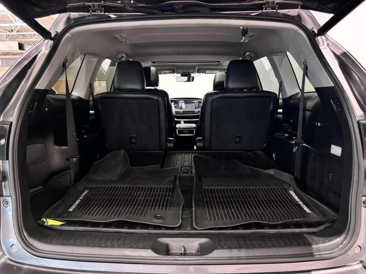 2019 Toyota Highlander AWD XLE Photo