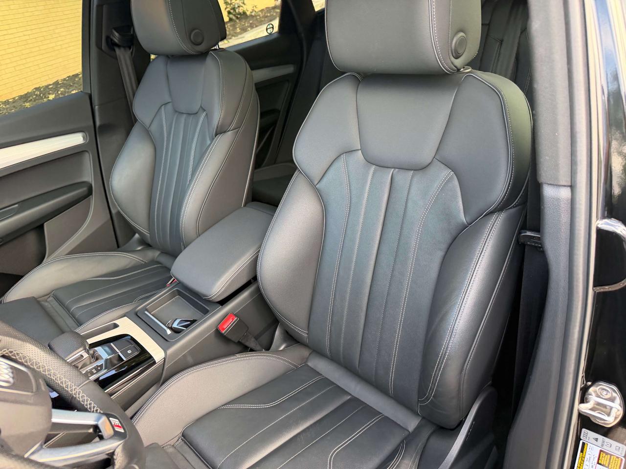 2021 Audi Q5 Progressiv S-Line Coupe Sportback Ambient Lighting Photo