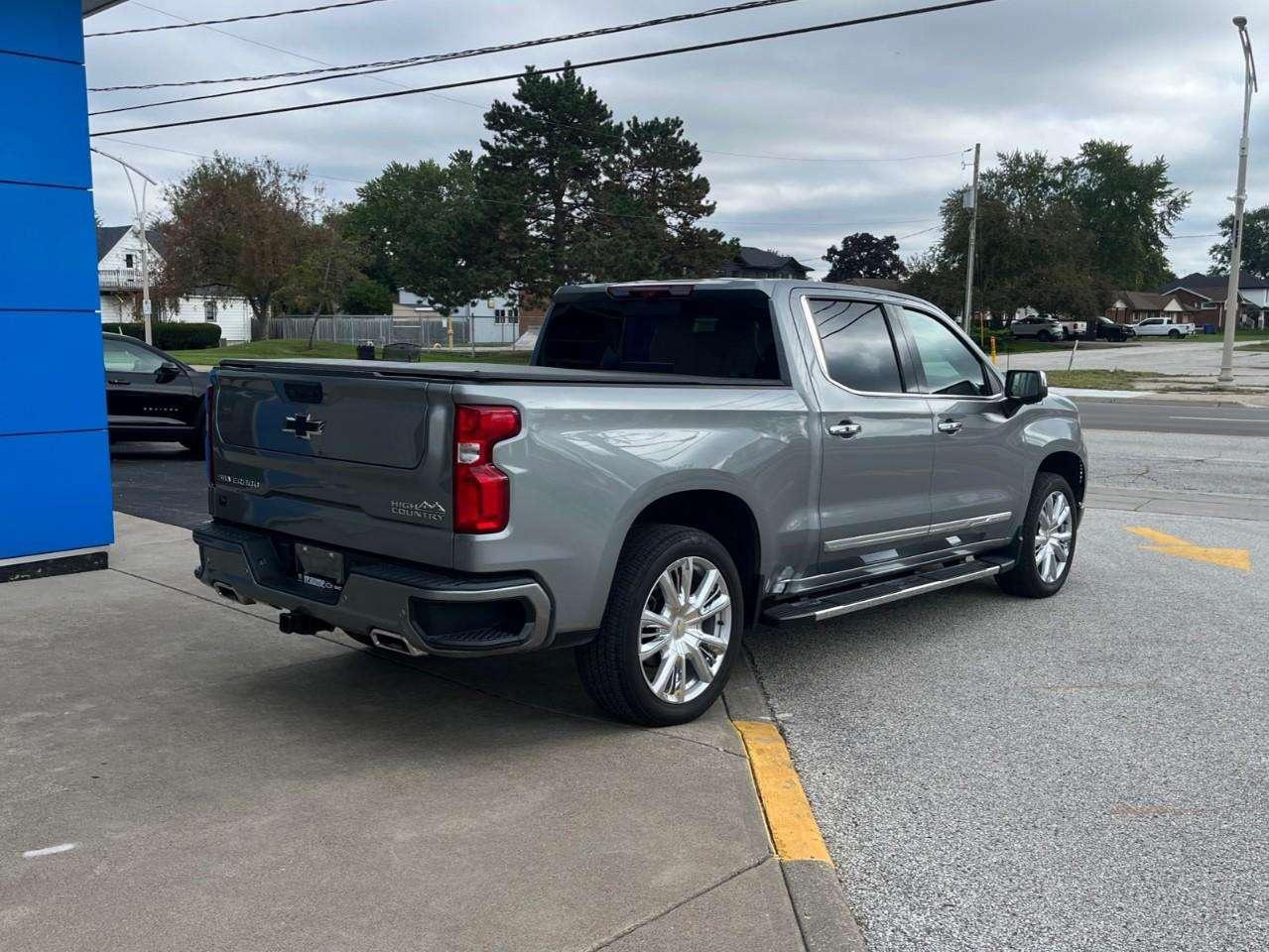 2024 Chevrolet Silverado 1500 HIGH COUNTRY CPO RATES APPLY @ 0.99%-5.49% OAC Photo4