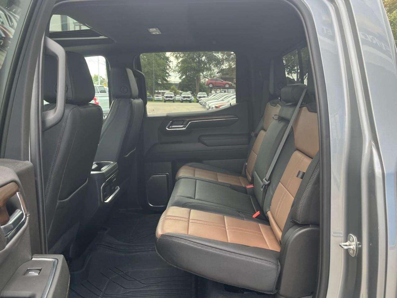 2024 Chevrolet Silverado 1500 HIGH COUNTRY CPO RATES APPLY @ 0.99%-5.49% OAC Photo