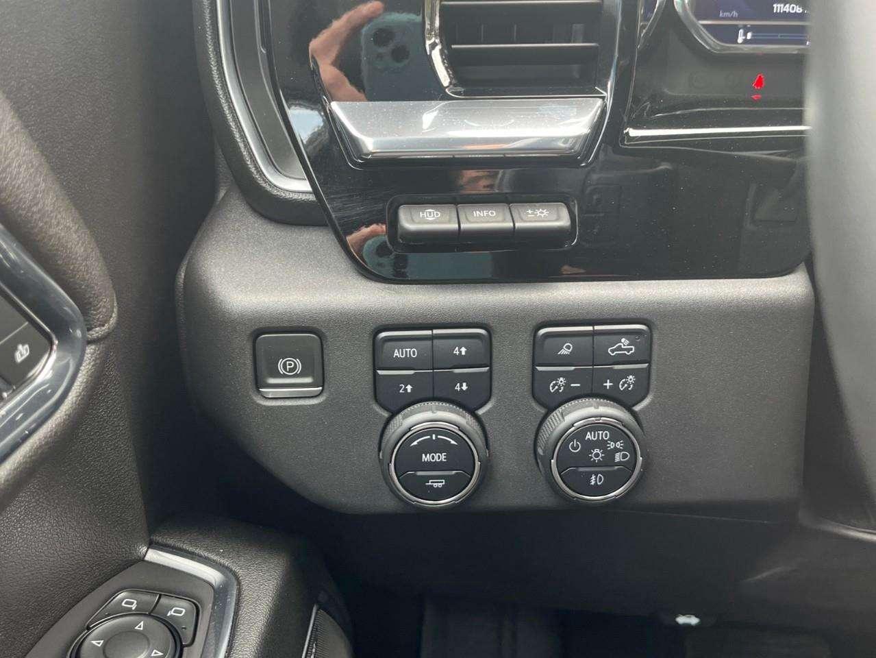 2024 Chevrolet Silverado 1500 HIGH COUNTRY CPO RATES APPLY @ 0.99%-5.49% OAC Photo