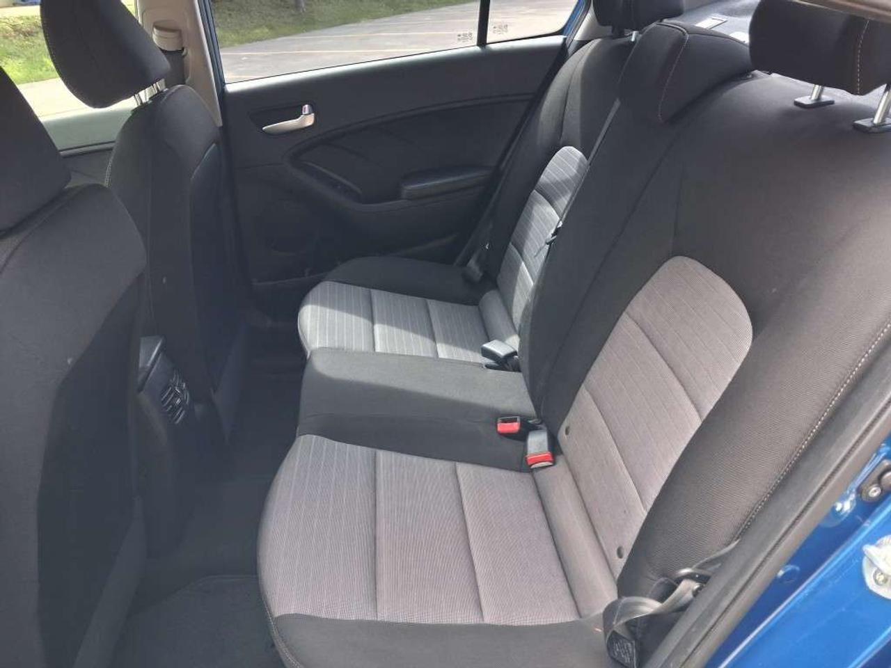 2014 Kia Forte 4dr Sdn Auto LX Photo