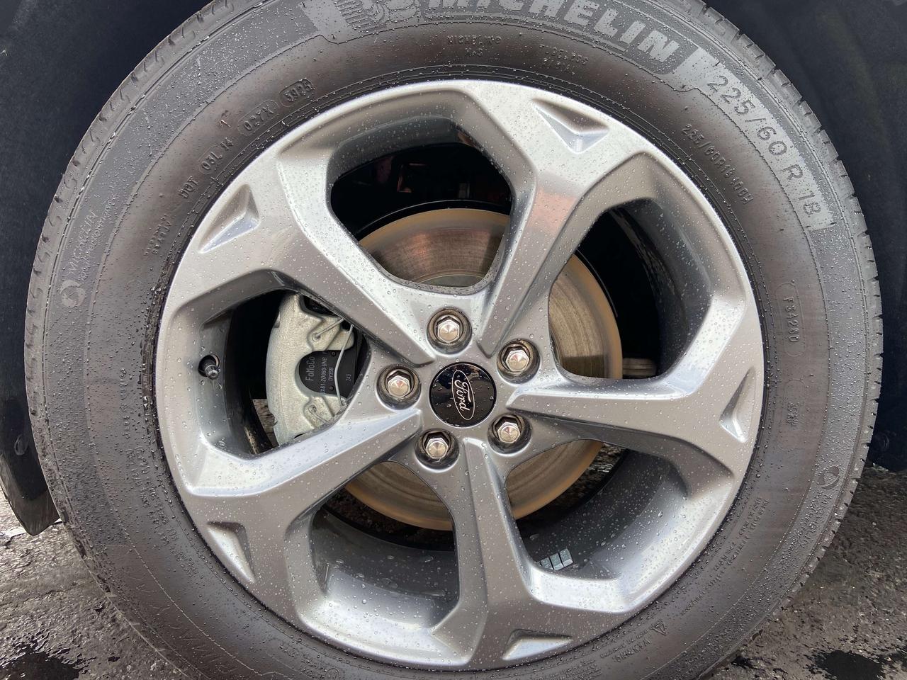 2026 Ford Escape ST LINE AWD 1.5L 2000K LANE KEEP HTD SEATS AND WHL Photo