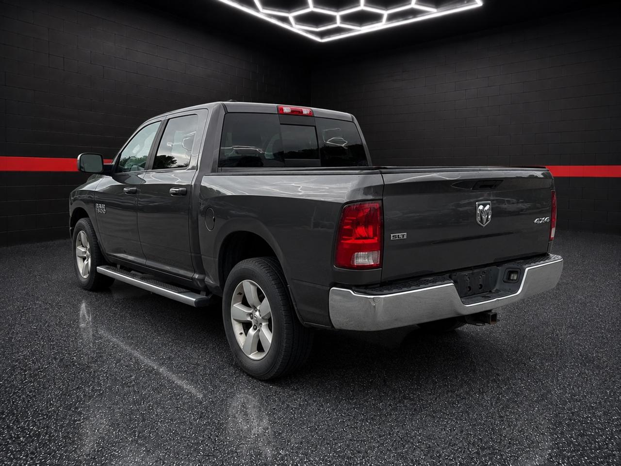 2014 RAM 1500 Big Horn Photo2