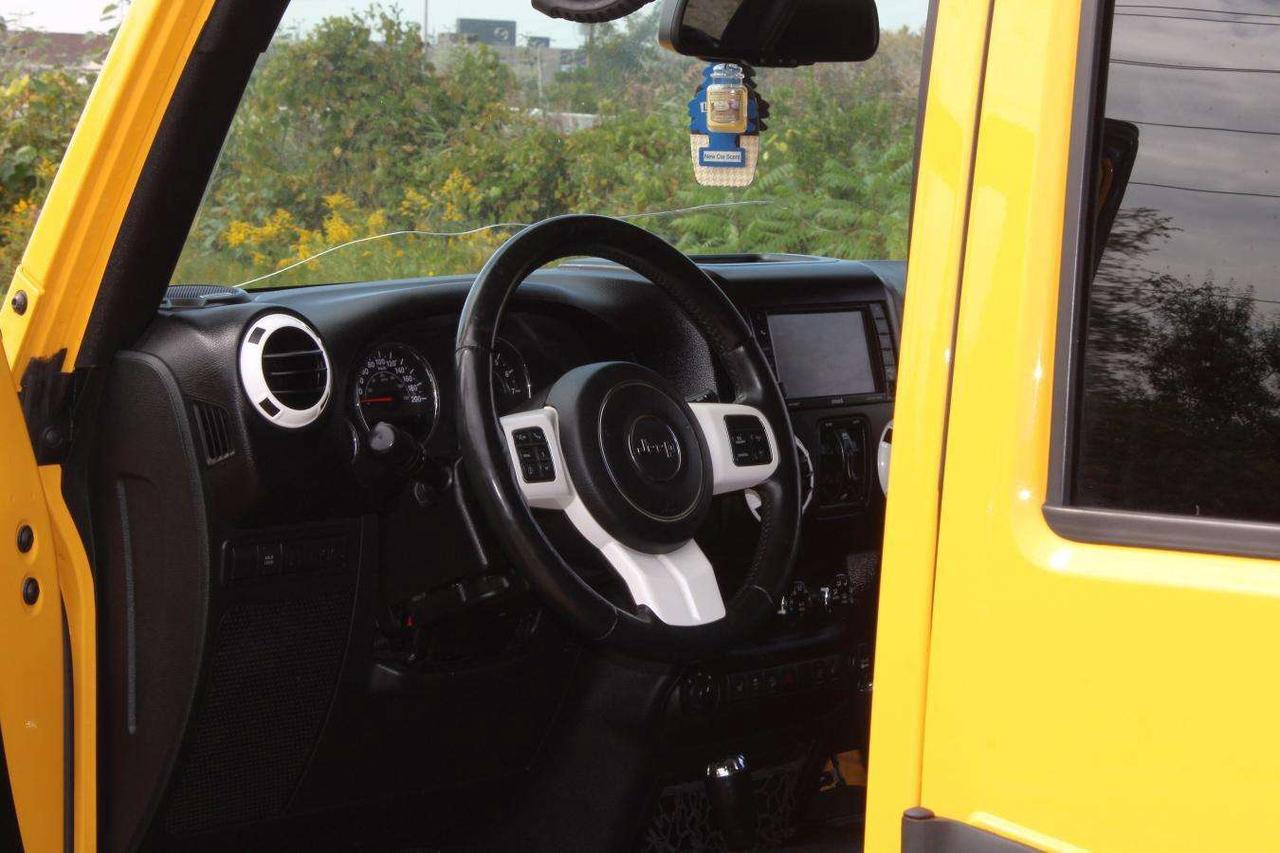 2015 Jeep Wrangler Sahara Unlimited 4x4  SiriusXM Gps SideSteps HtdSe Photo