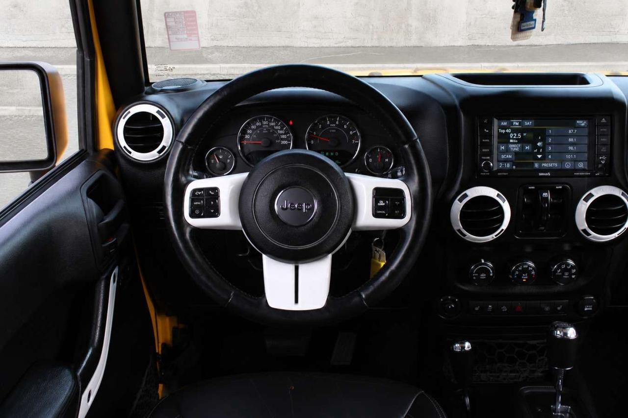 2015 Jeep Wrangler Sahara Unlimited 4x4  SiriusXM Gps SideSteps HtdSe Photo
