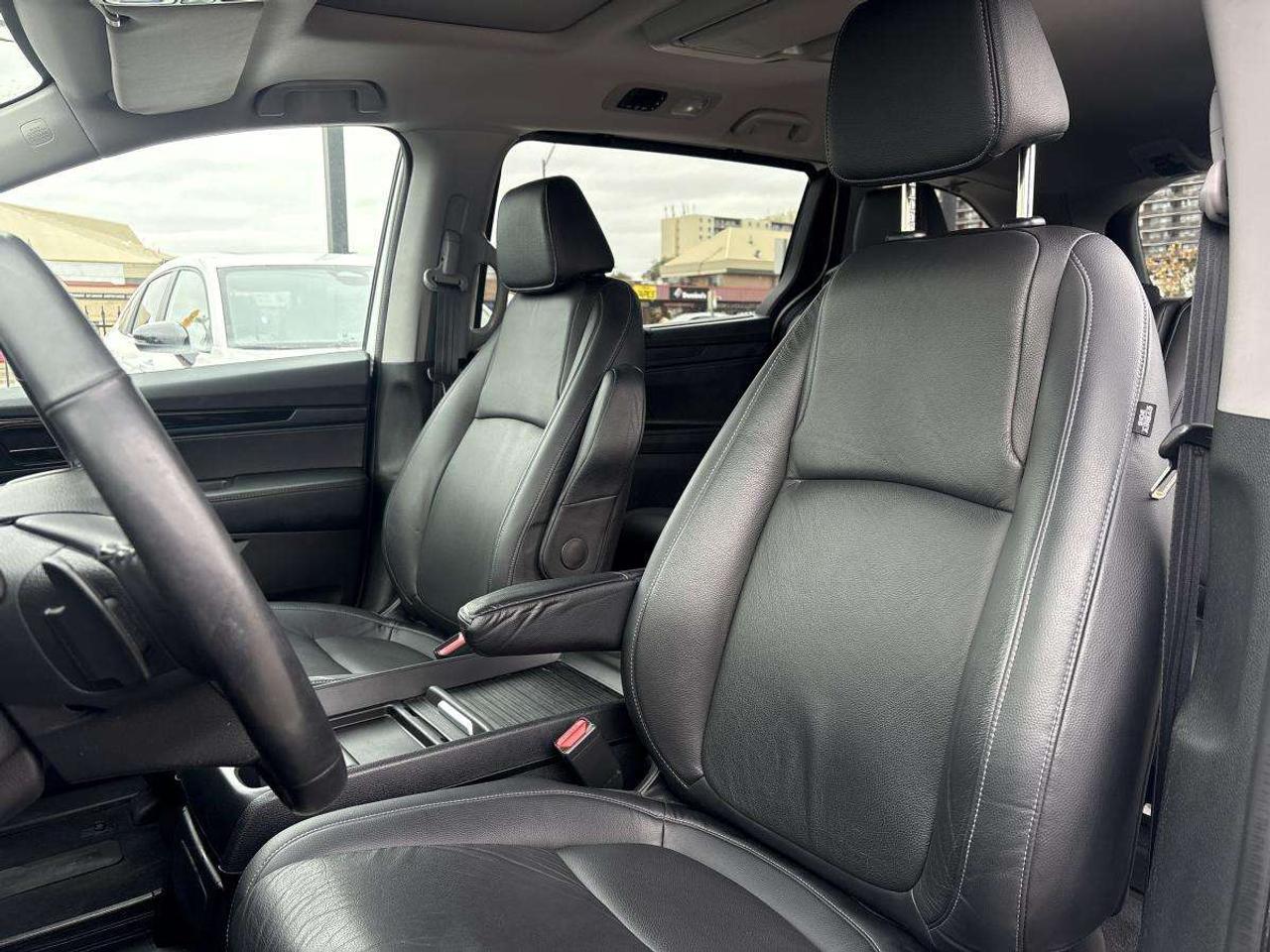2023 Honda Odyssey EX-L Photo