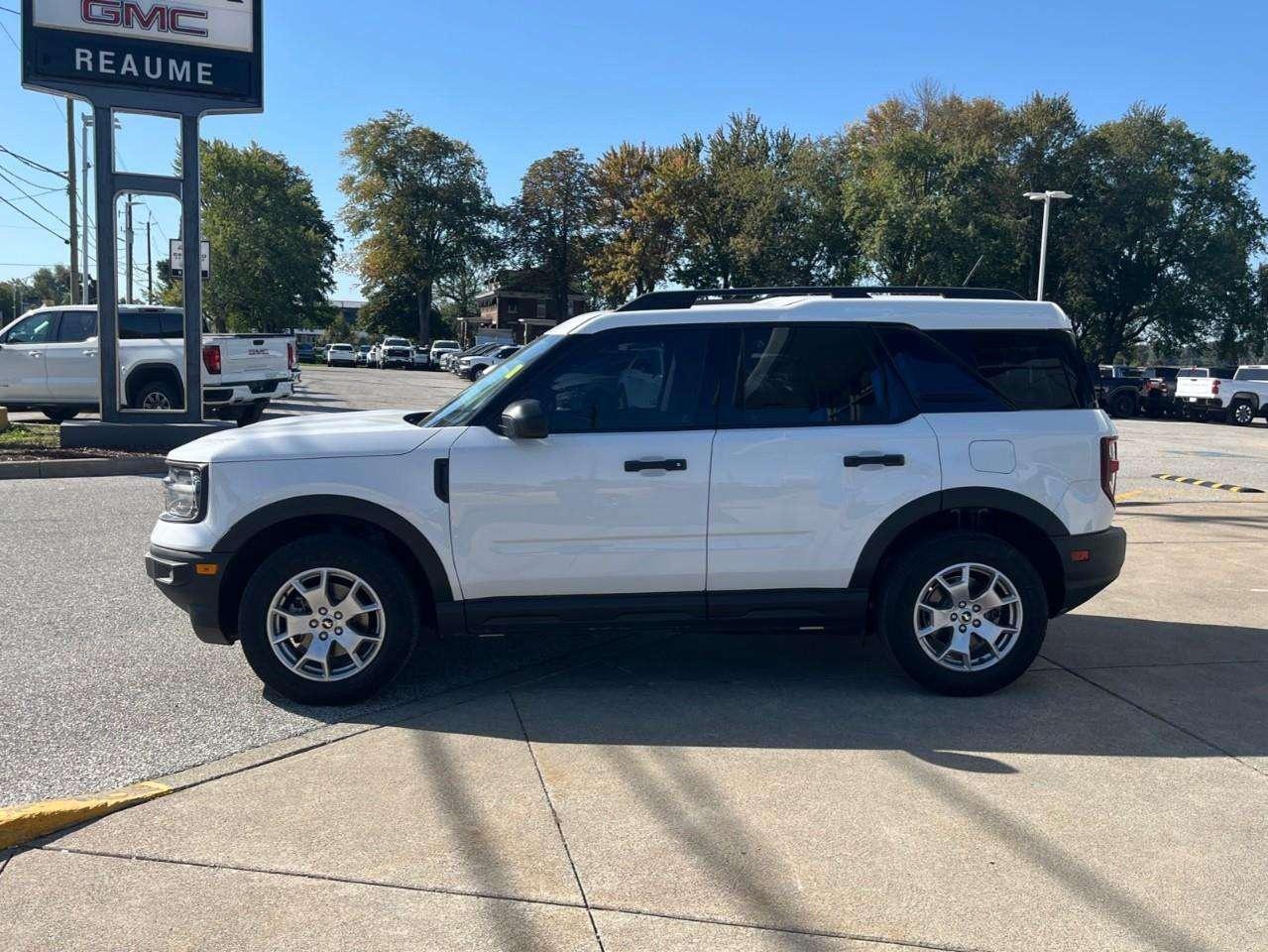 2023 Ford Bronco Sport BASE GREAT VALUE OPTIONS Photo