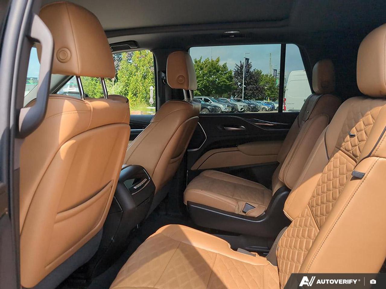 2023 Cadillac Escalade Sport 4x4 Photo