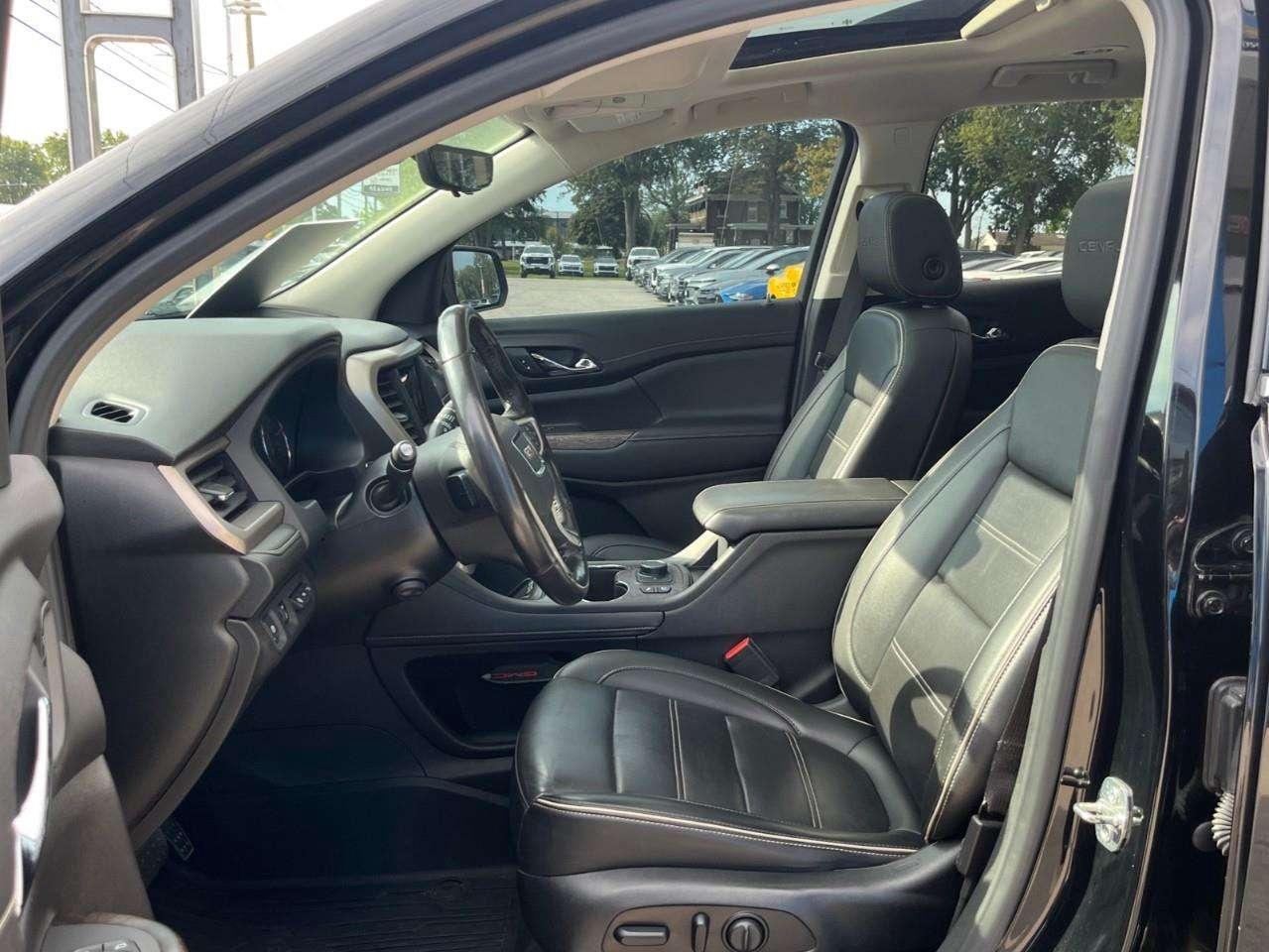 2021 GMC Acadia DENALI CPO RATES APLY @ 4.49%-5.59% OAC Photo