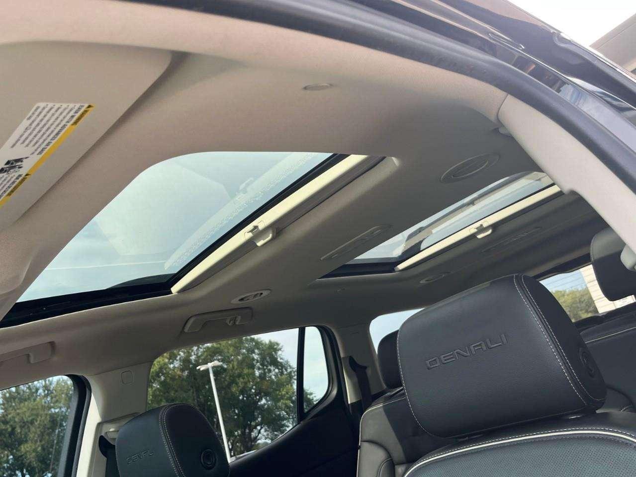 2021 GMC Acadia DENALI CPO RATES APLY @ 4.49%-5.59% OAC Photo