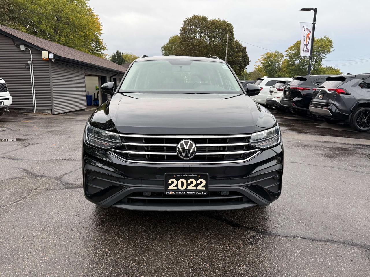 2022 Volkswagen Tiguan Trendline AWD 4MOTION Clean CARFAX Heated Seats He Photo