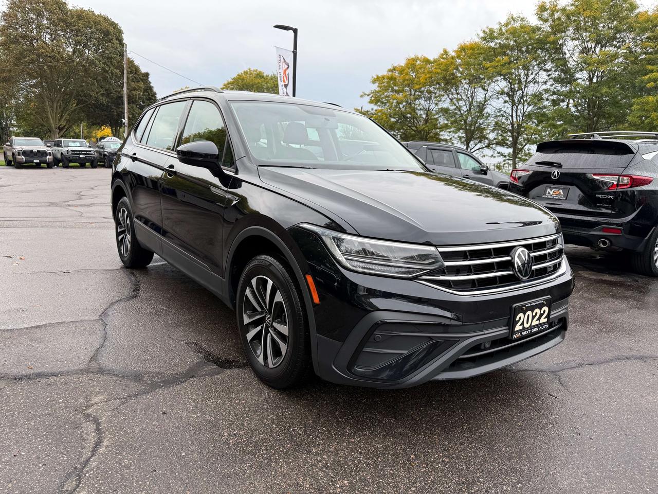 2022 Volkswagen Tiguan Trendline AWD 4MOTION Clean CARFAX Heated Seats He Photo