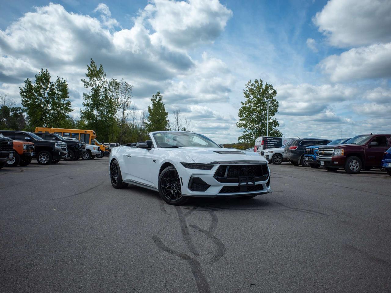 2024 Ford Mustang GT Premium - Rain Sensing Wipers    Cooled Front Seats Photo1