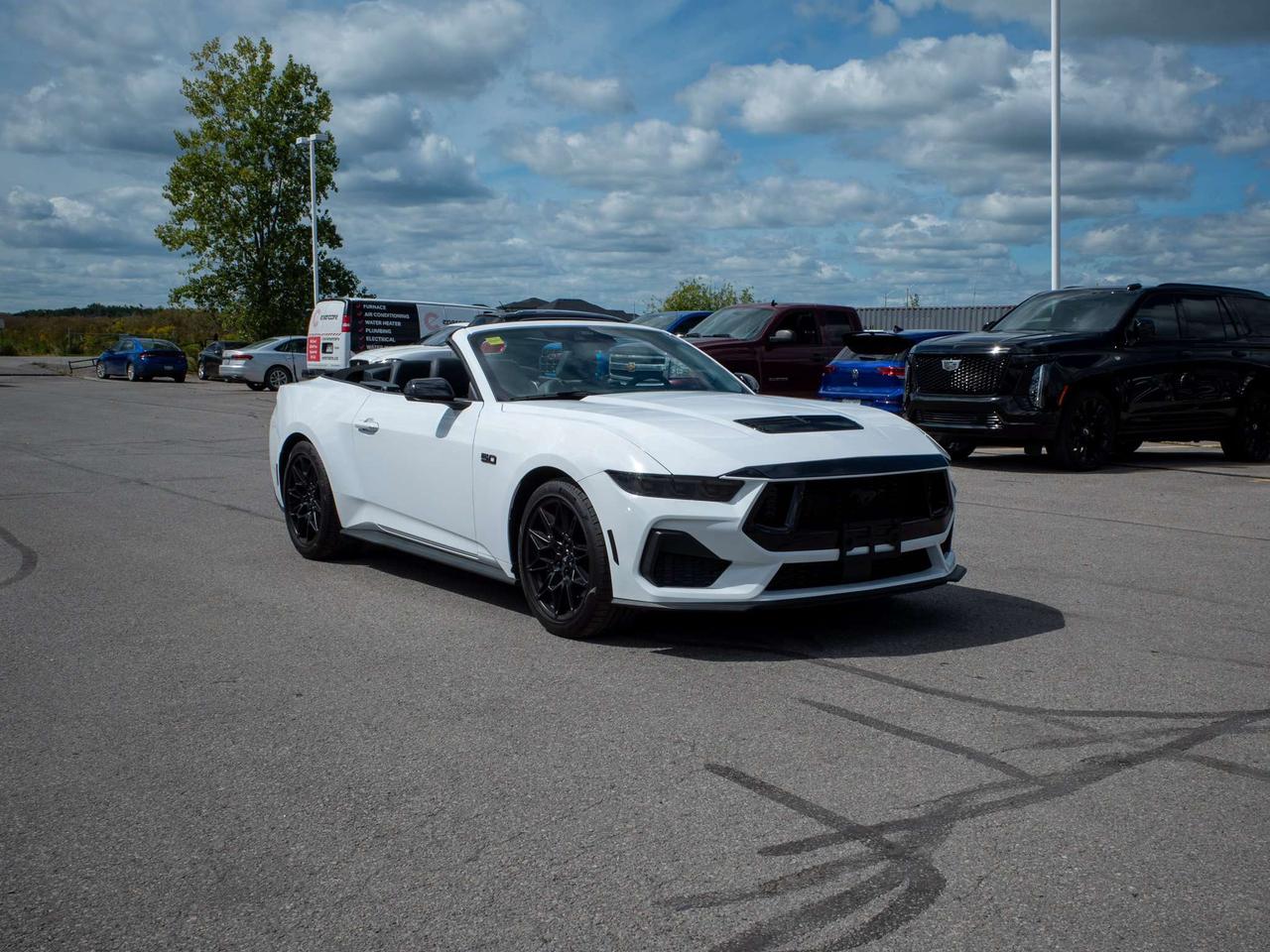 2024 Ford Mustang GT Premium - Rain Sensing Wipers    Cooled Front Seats Photo