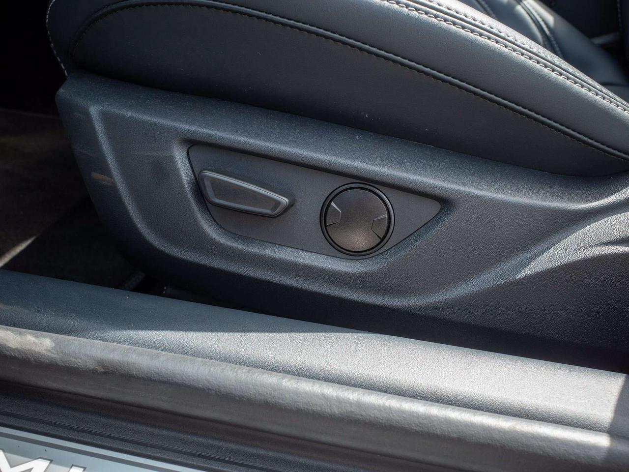2024 Ford Mustang GT Premium - Rain Sensing Wipers    Cooled Front Seats Photo