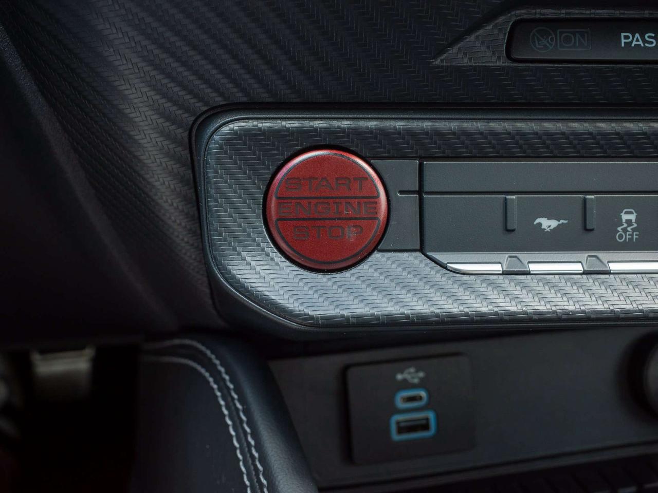 2024 Ford Mustang GT Premium - Rain Sensing Wipers    Cooled Front Seats Photo