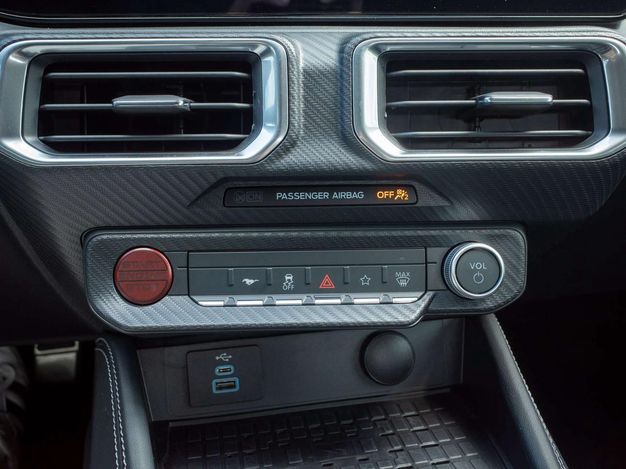2024 Ford Mustang GT Premium - Rain Sensing Wipers    Cooled Front Seats Photo