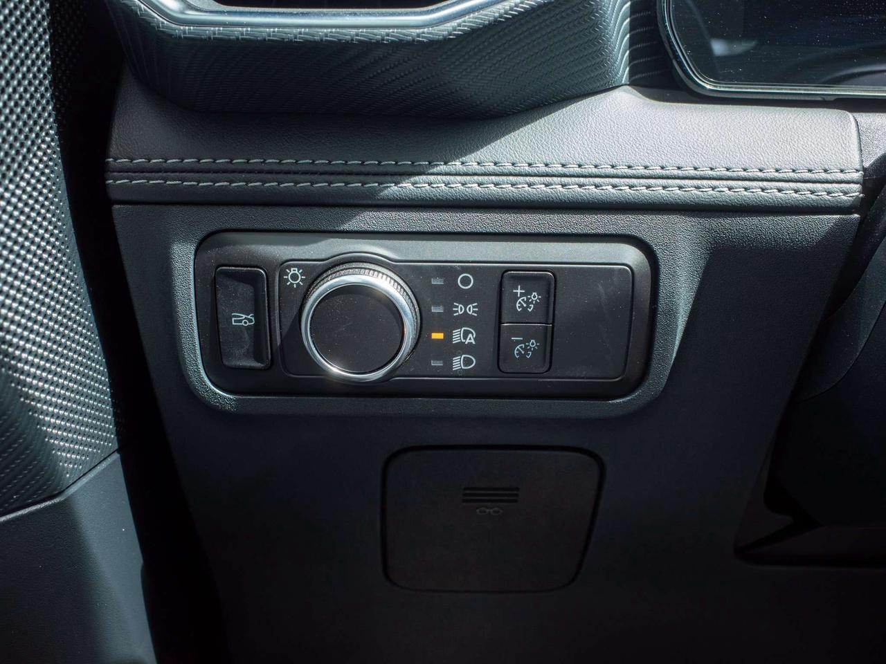 2024 Ford Mustang GT Premium - Rain Sensing Wipers    Cooled Front Seats Photo