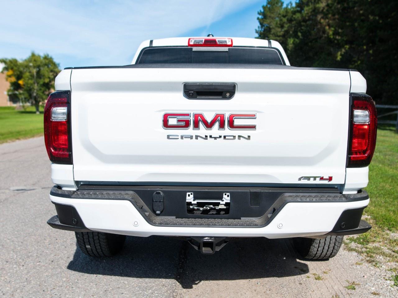 2026 GMC Canyon Crew Cab Short Box 4-Wheel Drive AT4 Photo