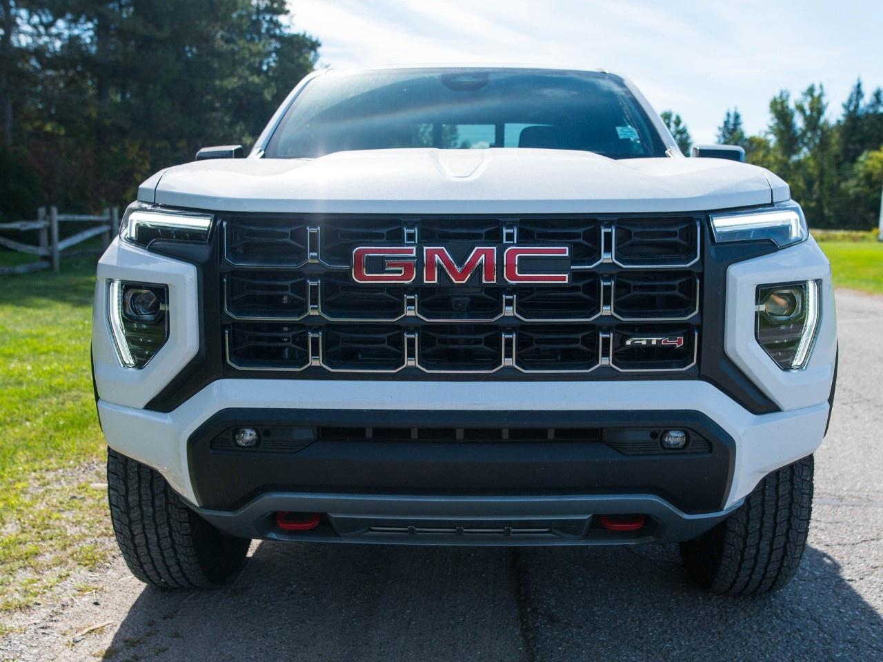 2026 GMC Canyon Crew Cab Short Box 4-Wheel Drive AT4 Photo