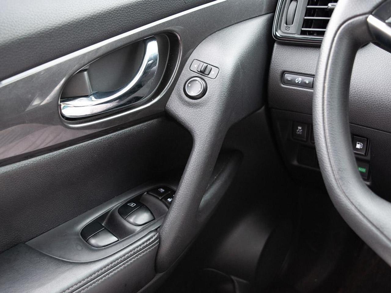 2020 Nissan Rogue  Photo