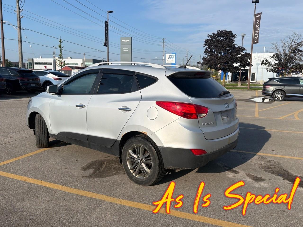 2015 Hyundai Tucson  Photo2