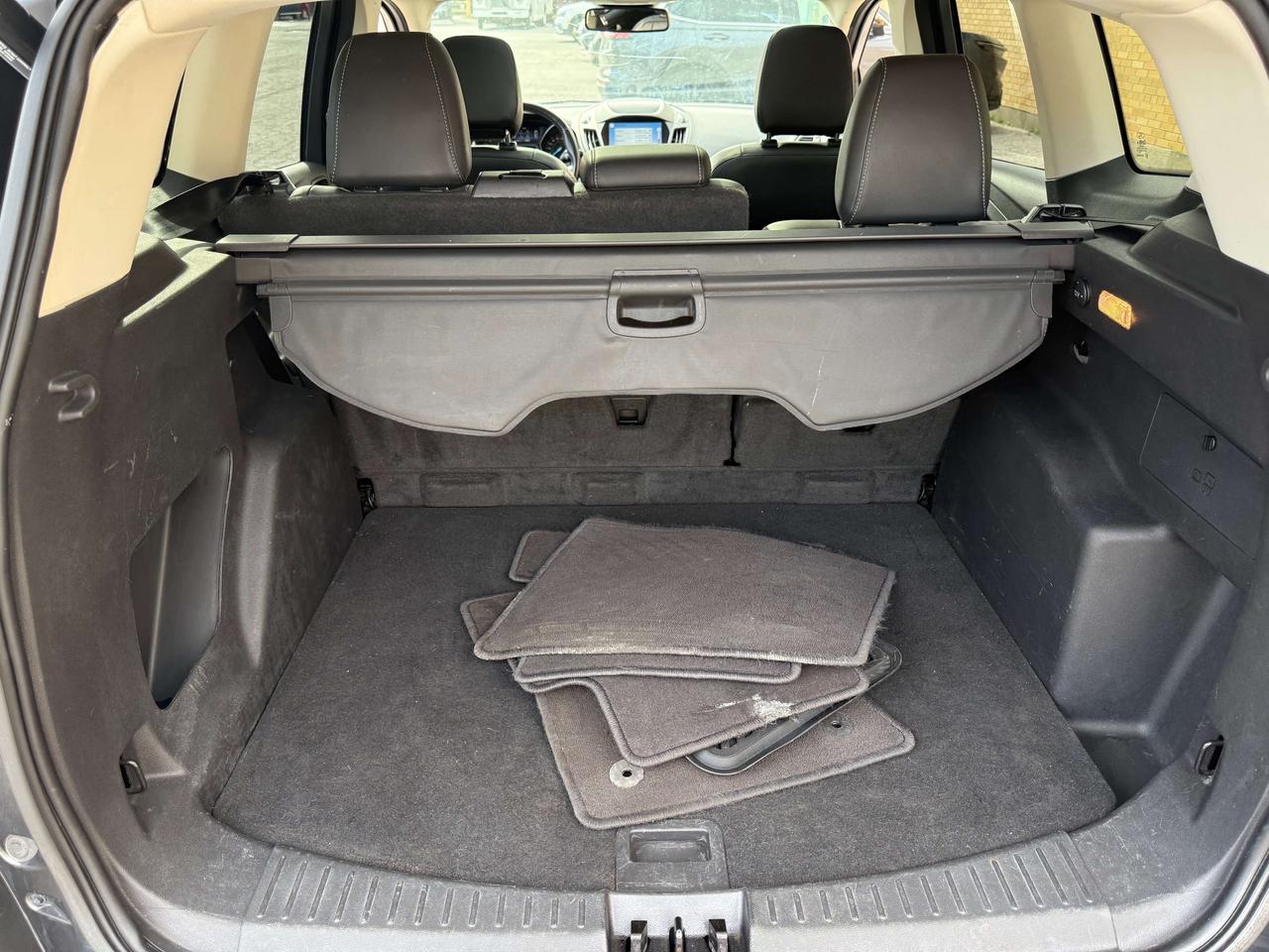 2019 Ford Escape No Accident l SEL l AWD l Gas l EcoBoost l Leather Photo
