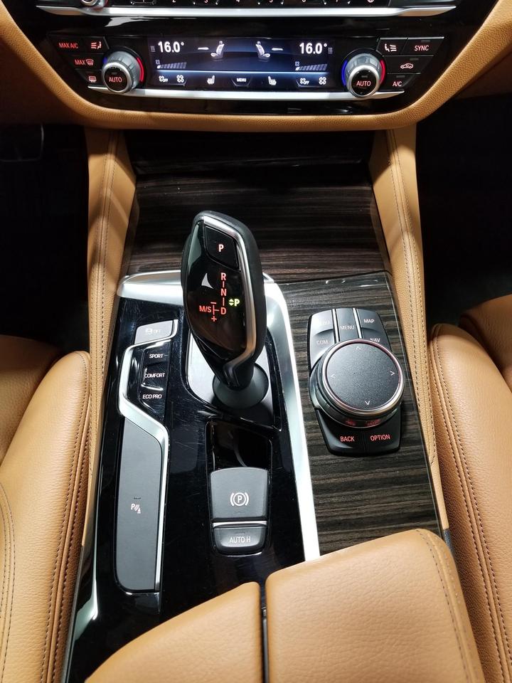 2017 BMW 530 i xDrive 4dr All-Wheel Drive Sedan Photo