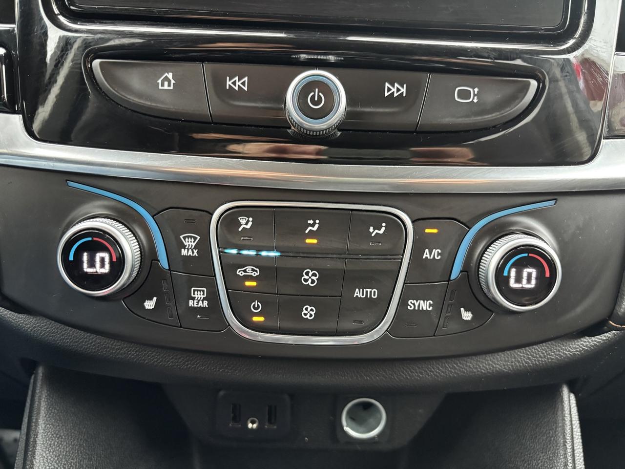 2018 Chevrolet Traverse LT /AWD/REMOTE START/ Photo