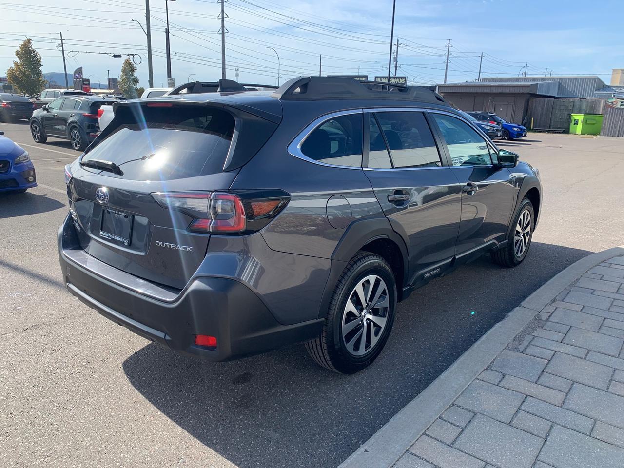 2024 Subaru Outback Touring 4dr All-Wheel Drive Photo4