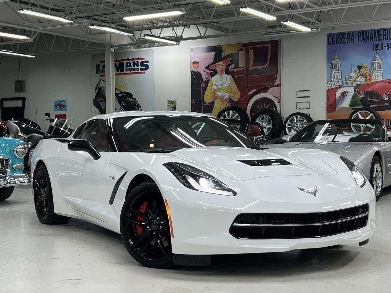 2016 Chevrolet Corvette 2dr Stingray Z51 Cpe w/3LT Photo5