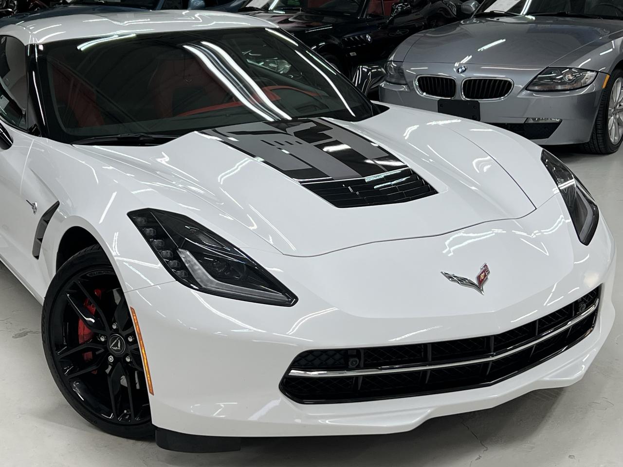 2016 Chevrolet Corvette Z51 and 3LT Photo