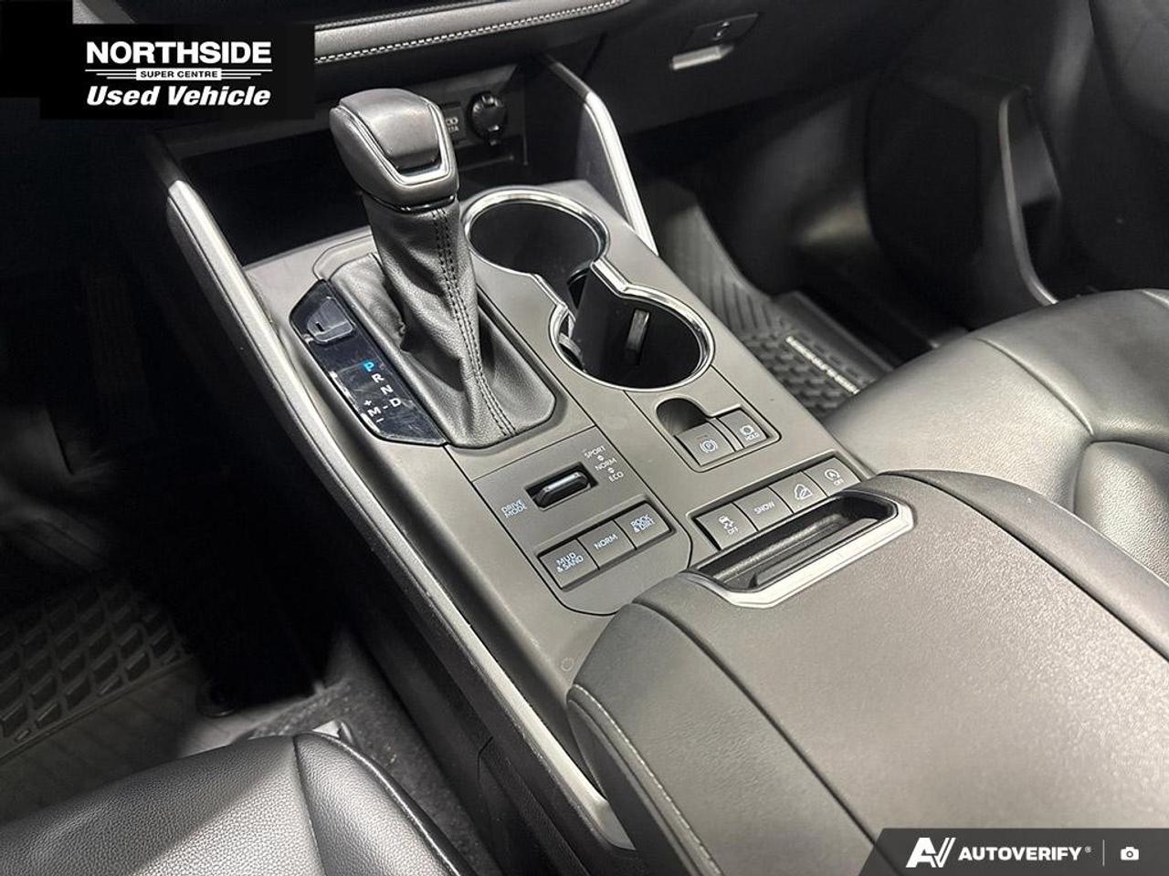 2021 Toyota Highlander XLE AWD Photo