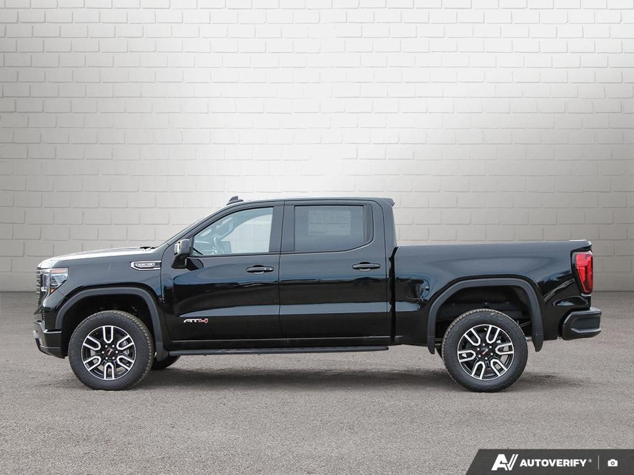 2026 GMC Sierra 1500 Crew Cab Short Box 4-Wheel Drive AT4 Photo5
