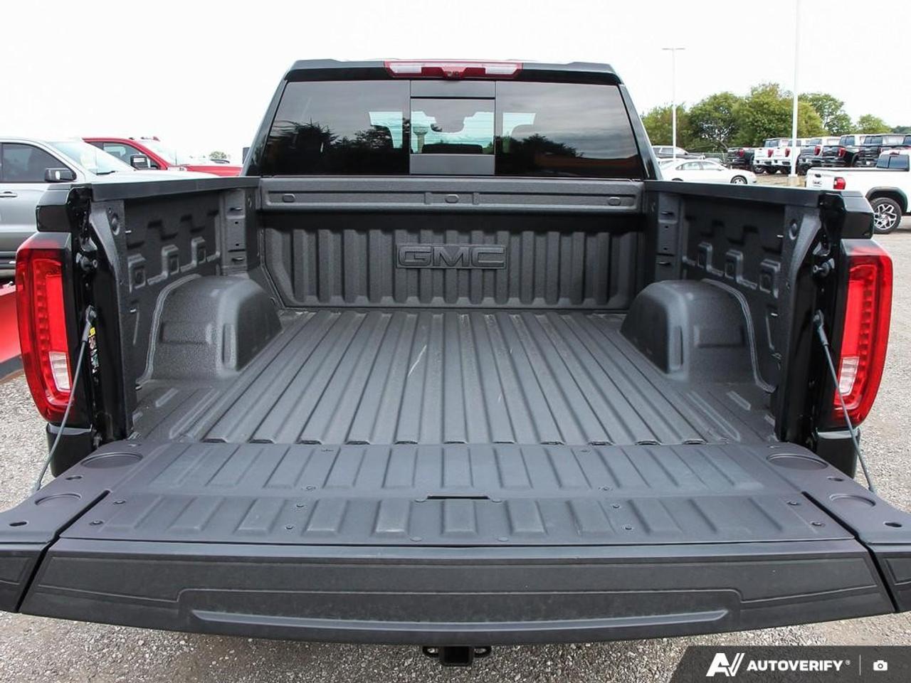 2026 GMC Sierra 1500 Crew Cab Short Box 4-Wheel Drive AT4 Photo