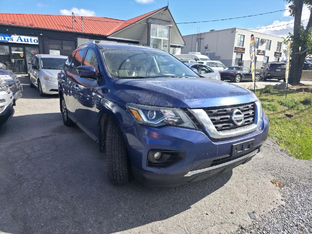 2019 Nissan Pathfinder SL Photo5