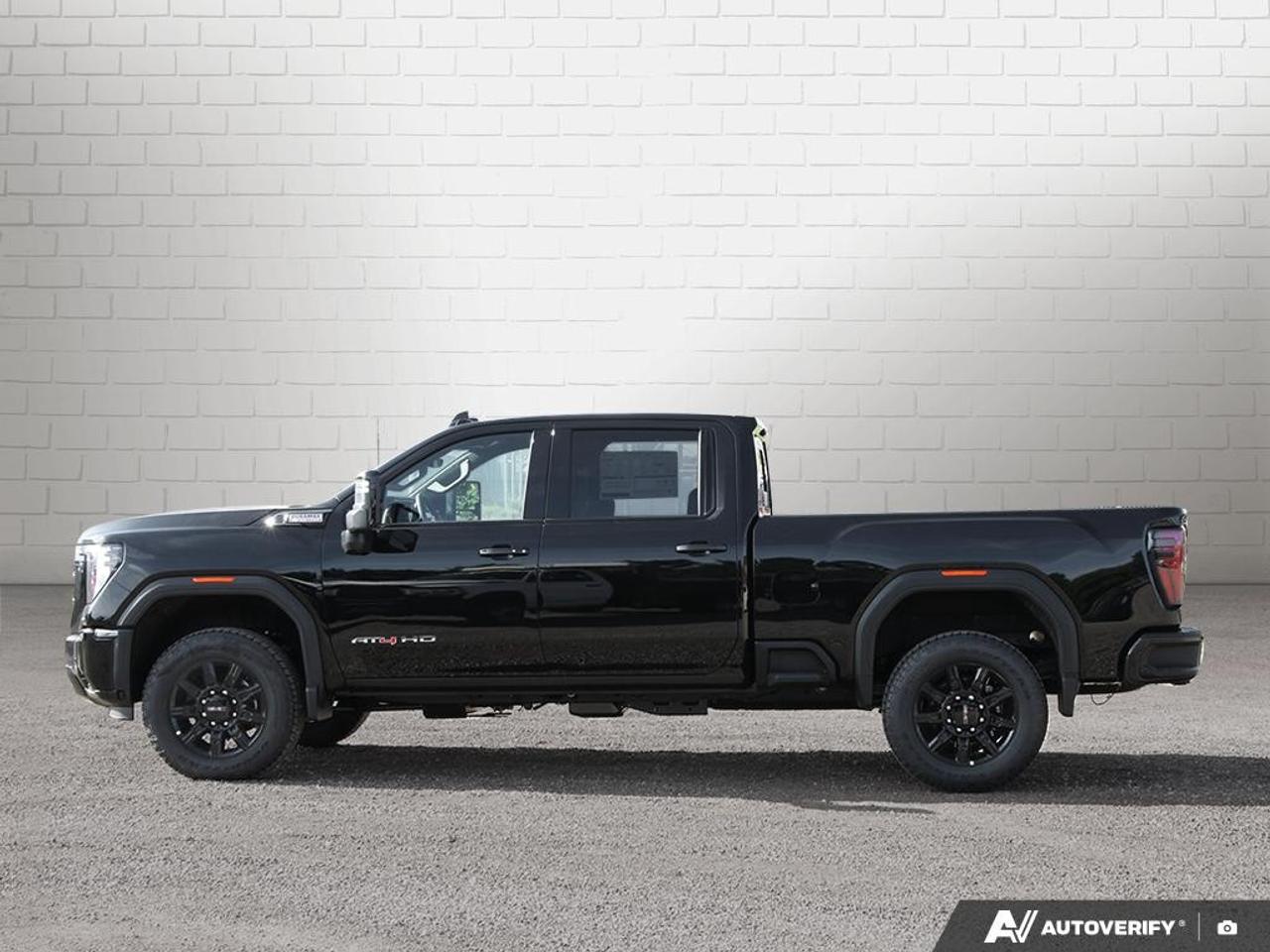 2026 GMC SIERRA 2500HD Crew Cab Standard Box 4-Wheel Drive AT4 Photo1
