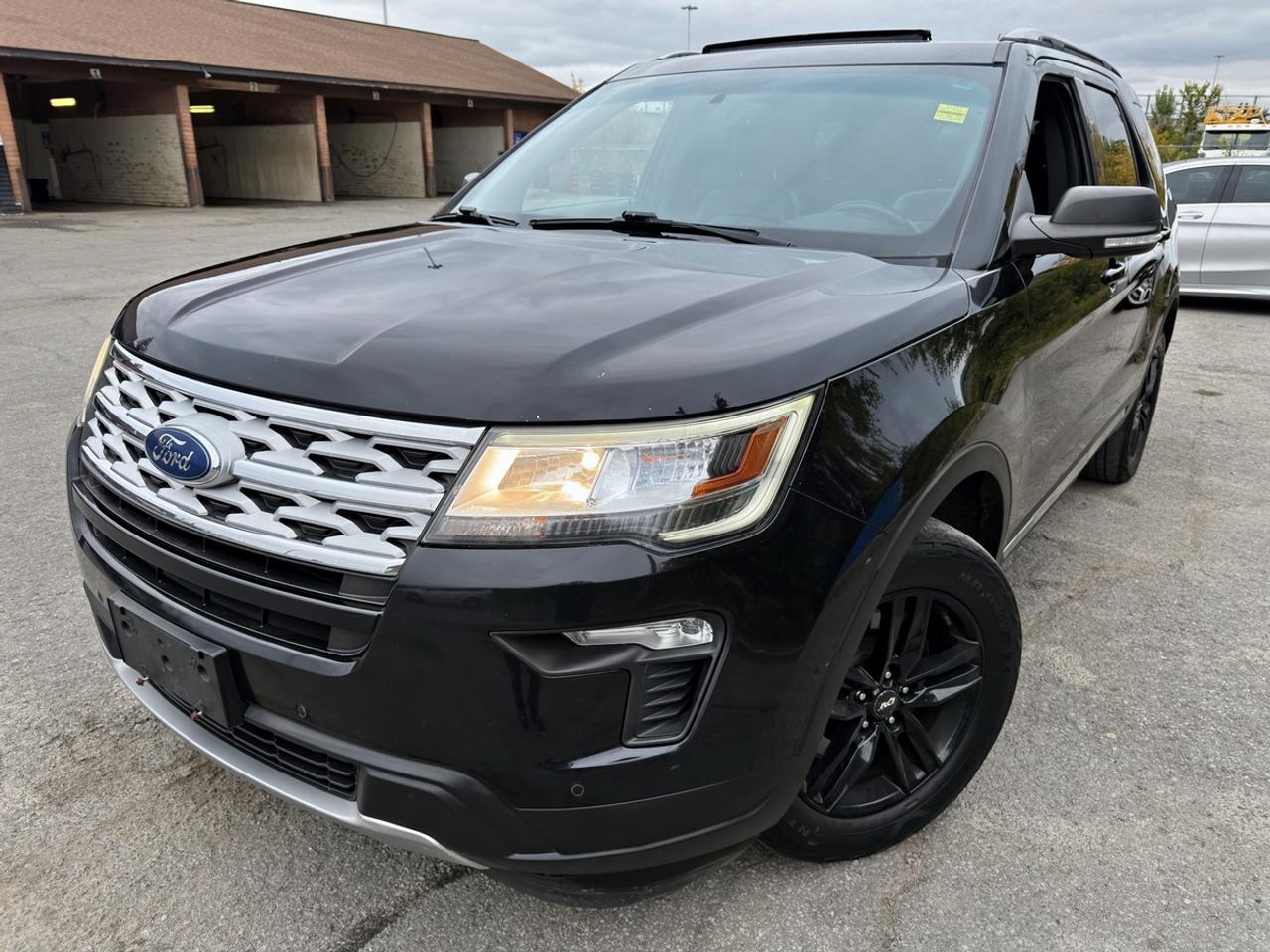 2019 Ford Explorer XLT Photo0
