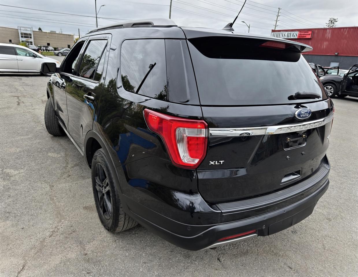 2019 Ford Explorer XLT Photo