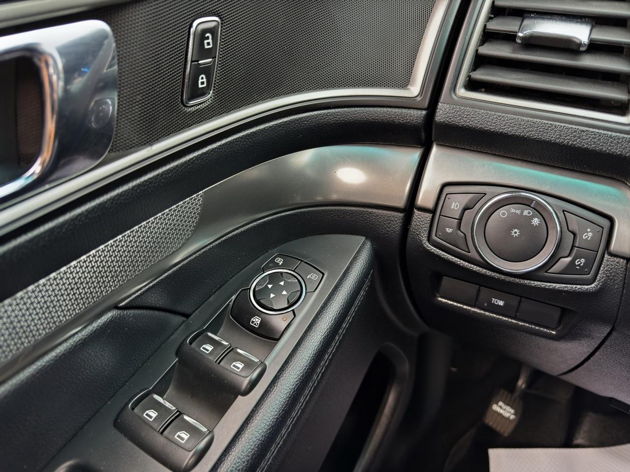 2019 Ford Explorer XLT Photo