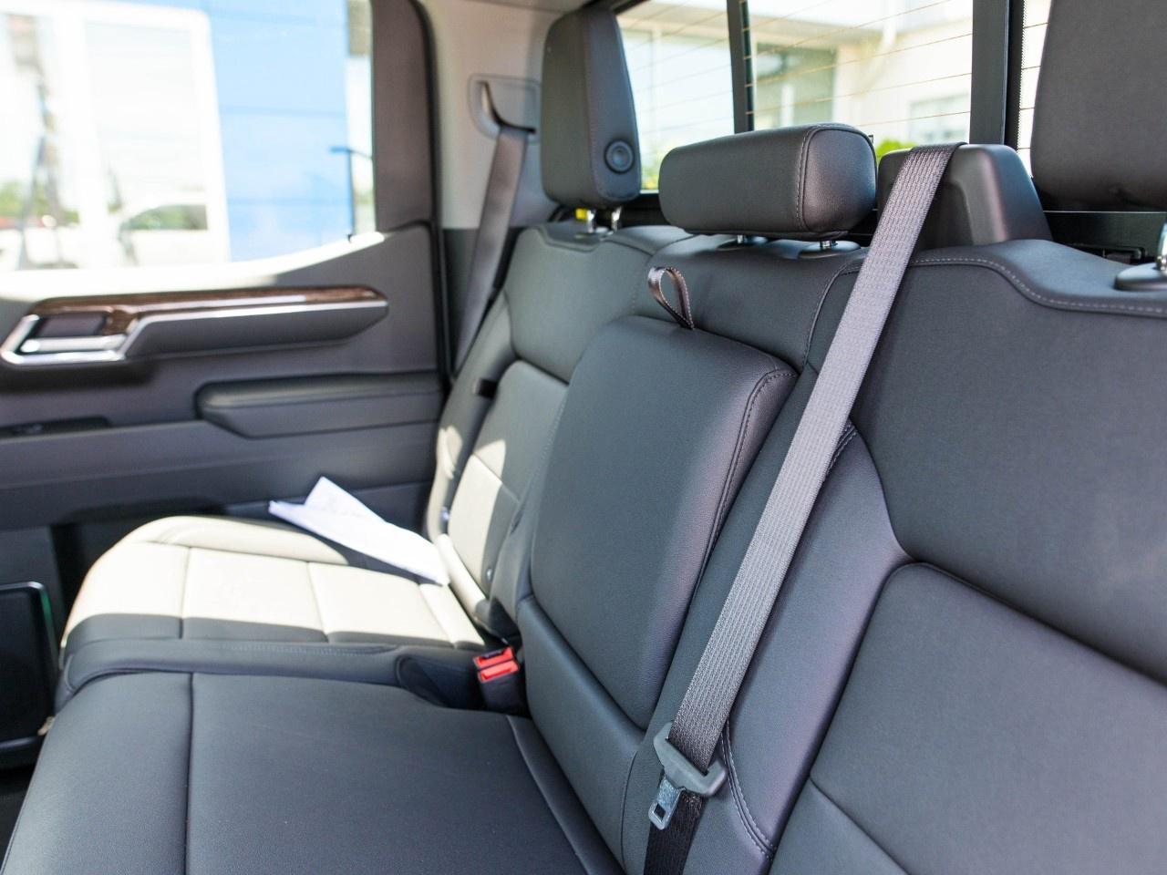 2026 GMC Sierra 1500 Crew Cab Short Box 4-Wheel Drive Elevation Photo