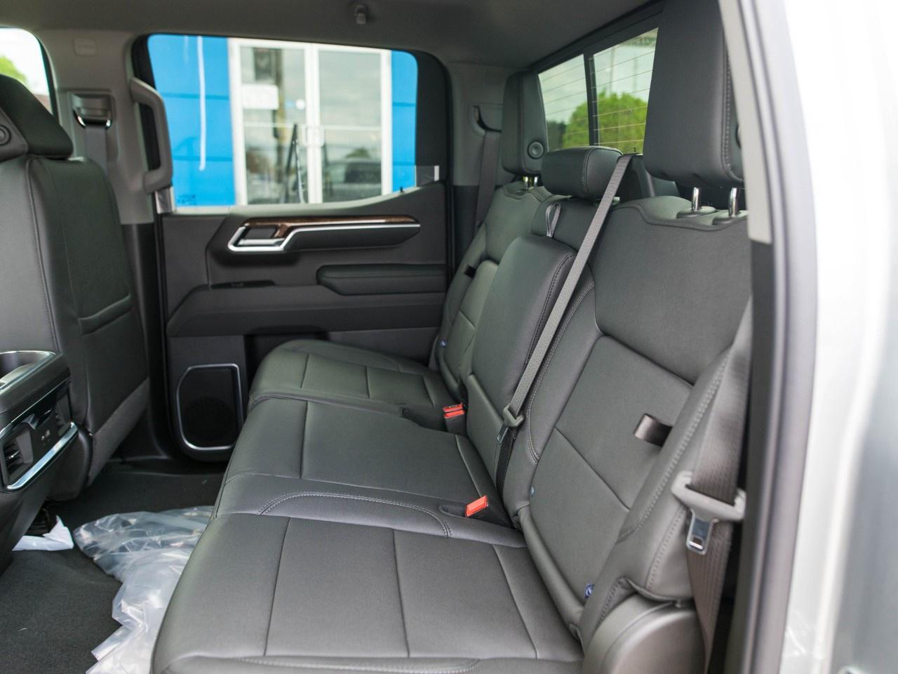 2026 GMC Sierra 1500 Crew Cab Short Box 4-Wheel Drive Elevation Photo