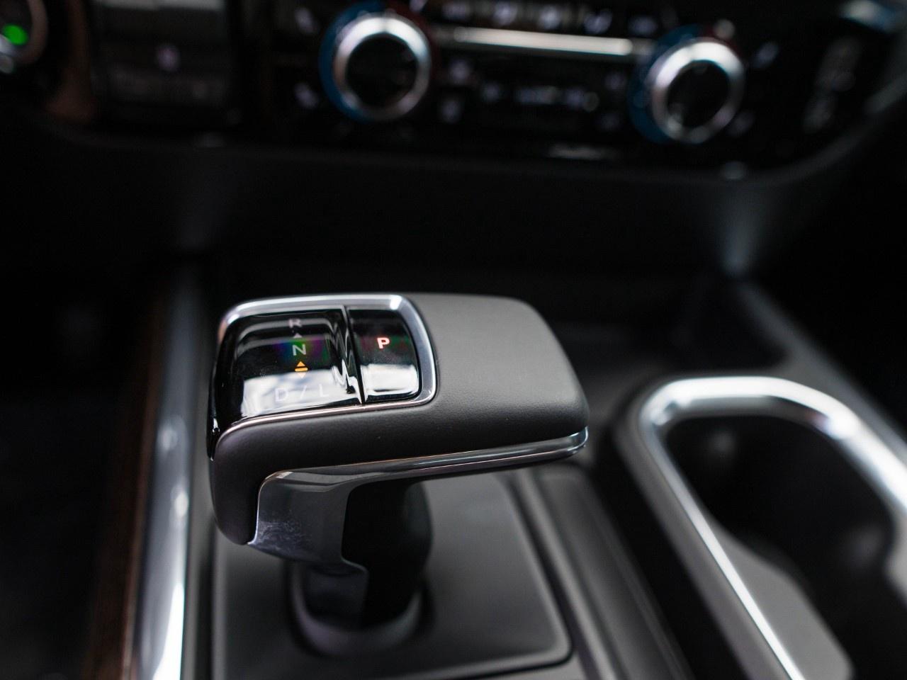 2026 GMC Sierra 1500 Crew Cab Short Box 4-Wheel Drive Elevation Photo