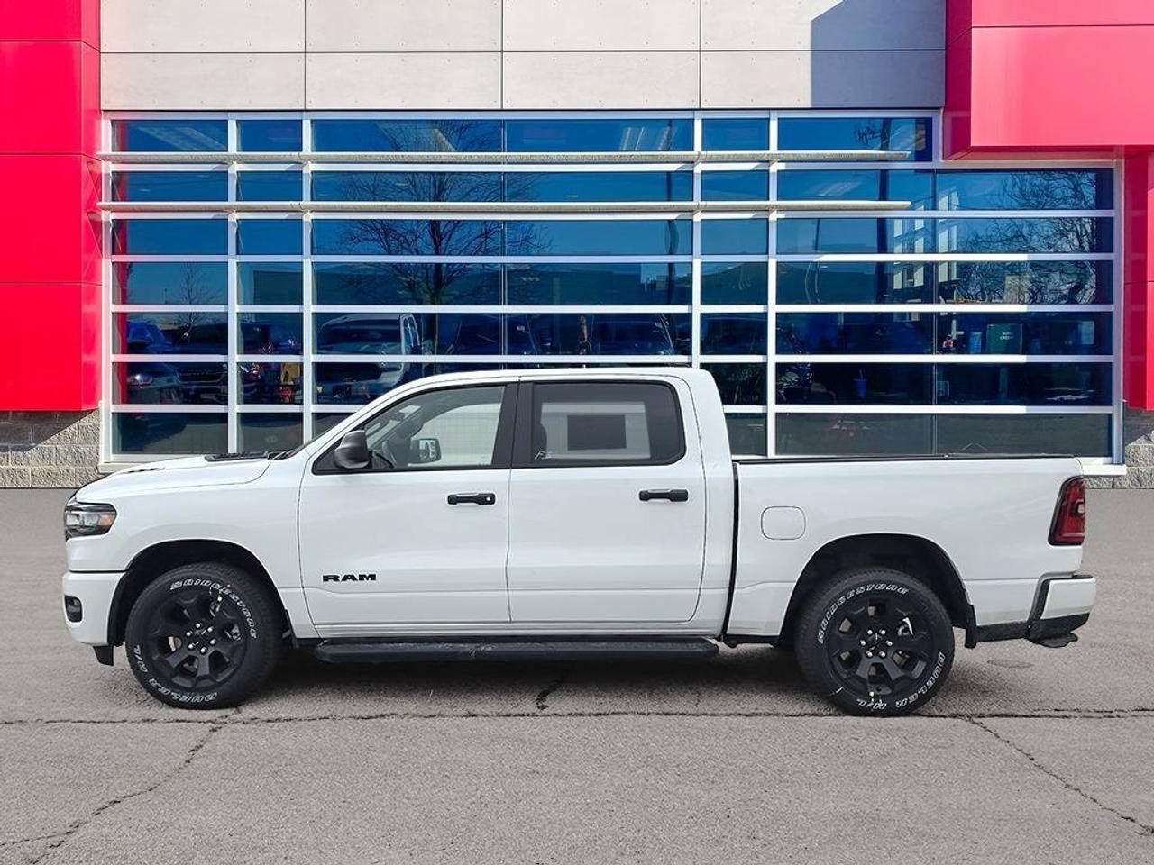 2027 RAM 1500 Express|3.6LV6|BED UTILITY|TRAILER BRAKE CONTROL|BLACK EDITION 3.55 REAL AXLE RATIO Photo1