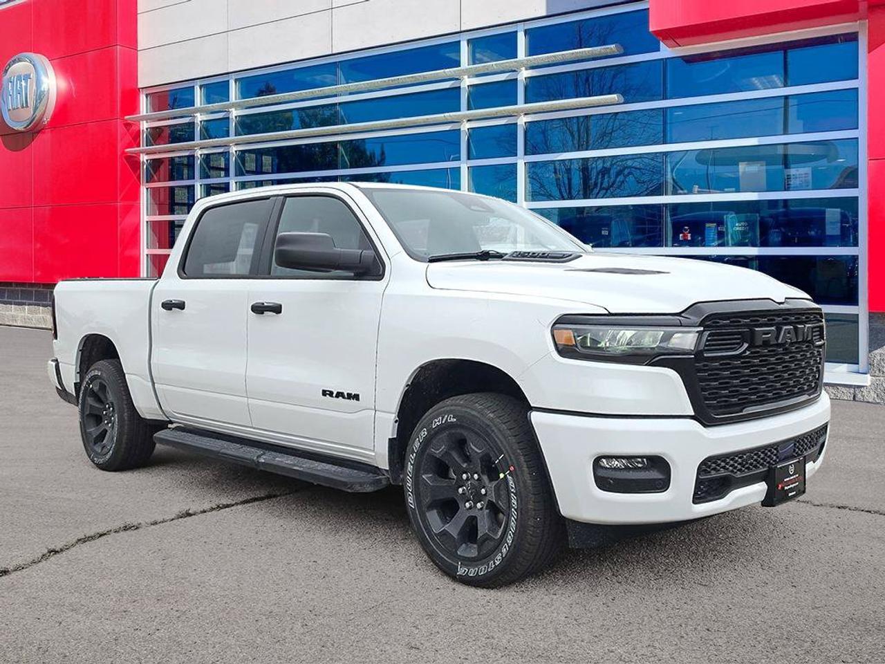 2027 RAM 1500 Express|3.6LV6|BED UTILITY|TRAILER BRAKE CONTROL|BLACK EDITION 3.55 REAL AXLE RATIO Photo