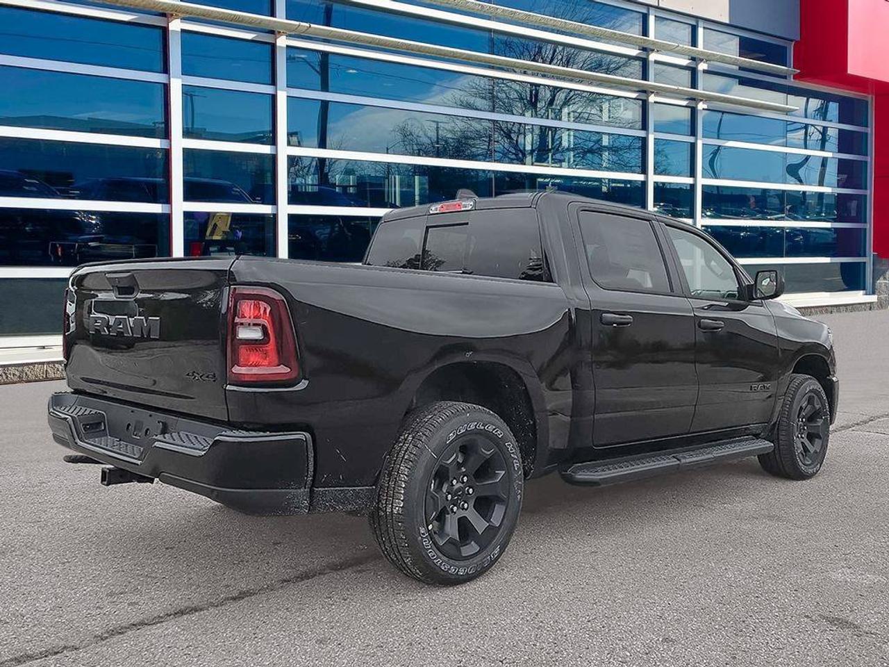 2027 RAM 1500 Express|4X4|V6|TRAILER BRAKE CONTROL|8SPEED AUTOMATIC|BED UTILITY GROUP| Photo4