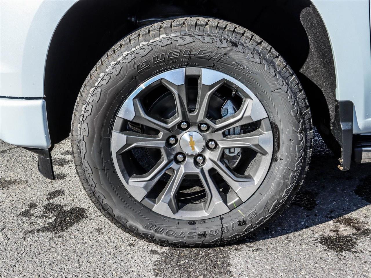 2026 Chevrolet Silverado 1500 Crew Cab Short Box 4-Wheel Drive High Country Photo